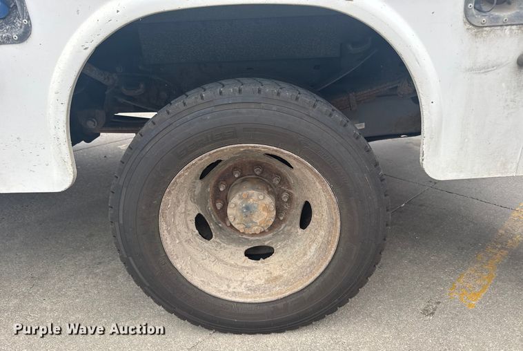 image for item ER2378 2011 Ford F450 Super Duty utility / service truck