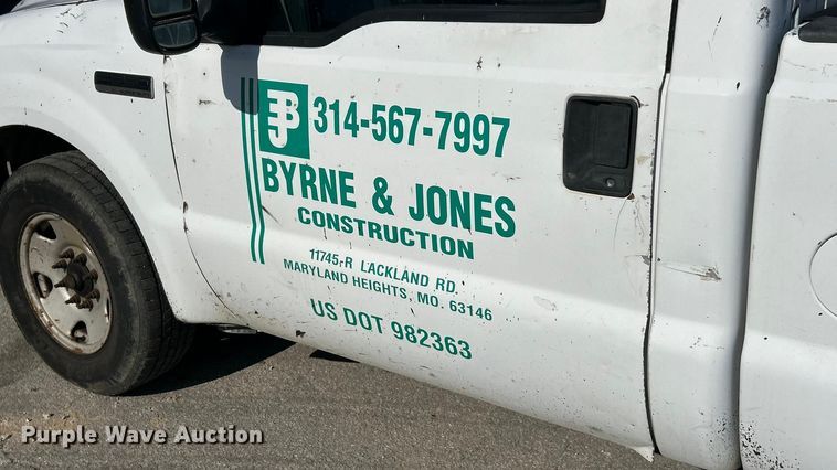 image for item ET3110 2006 Ford F250 Super Duty pickup truck