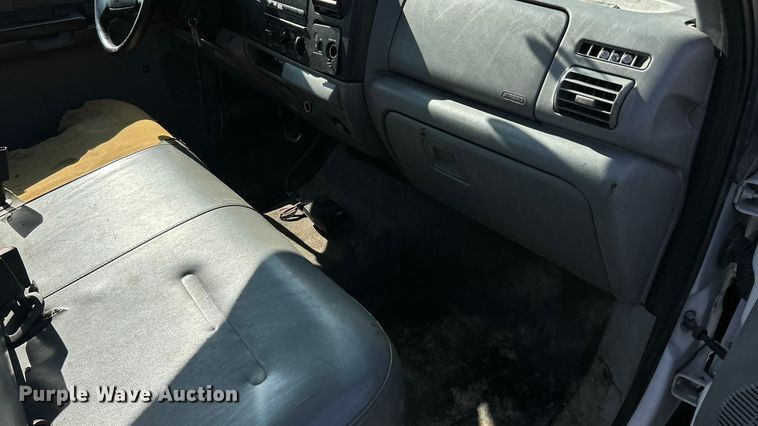 image for item ET3110 2006 Ford F250 Super Duty pickup truck