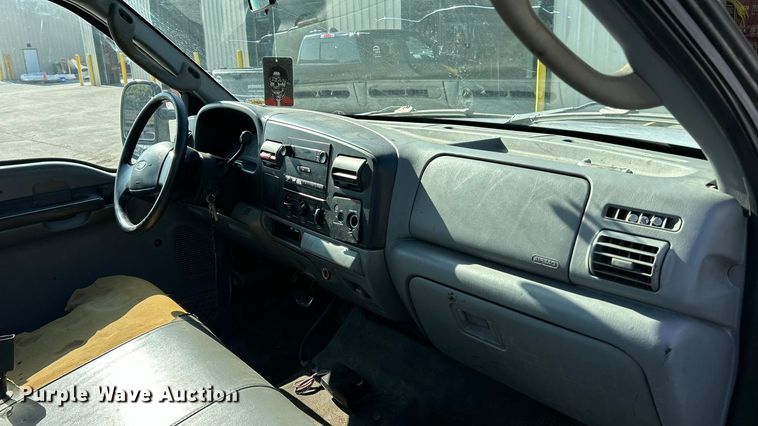 image for item ET3110 2006 Ford F250 Super Duty pickup truck