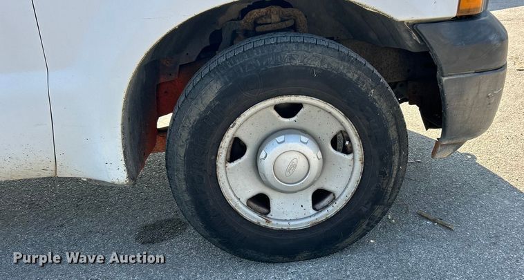 image for item ET3110 2006 Ford F250 Super Duty pickup truck