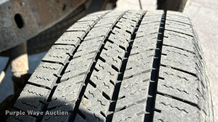 image for item ET3110 2006 Ford F250 Super Duty pickup truck