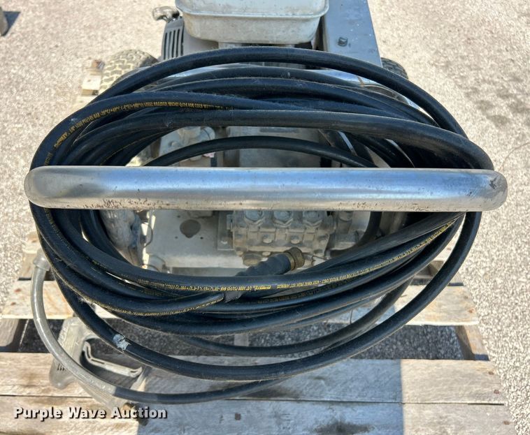 image for item ET3123 Simpson Contractor 3000 pressure washer