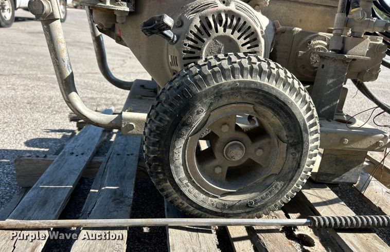 image for item ET3123 Simpson Contractor 3000 pressure washer