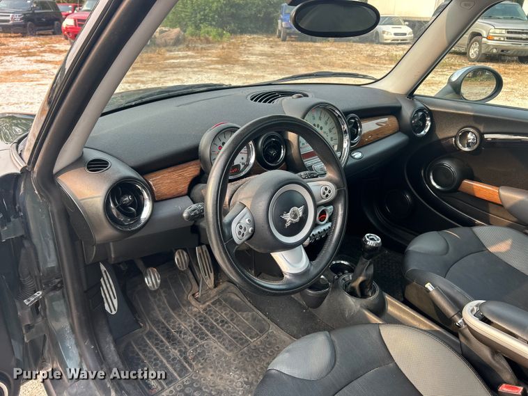 image for item ET3127 2007 Mini Cooper S 