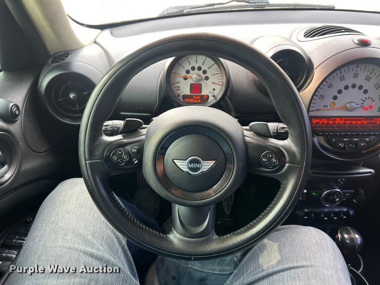 image for item ET3128 2014 Mini Cooper Countryman S 