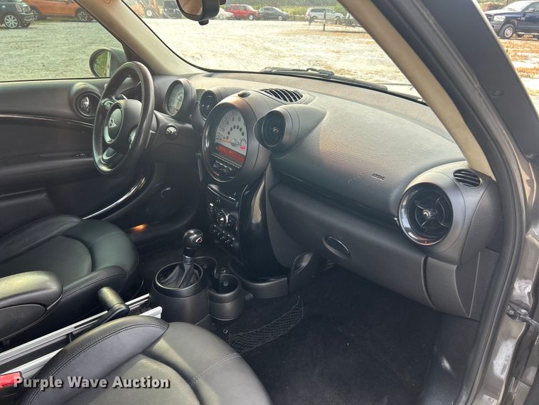 image for item ET3128 2014 Mini Cooper Countryman S 