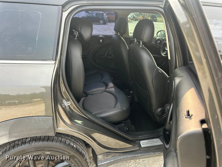 image for item ET3128 2014 Mini Cooper Countryman S 