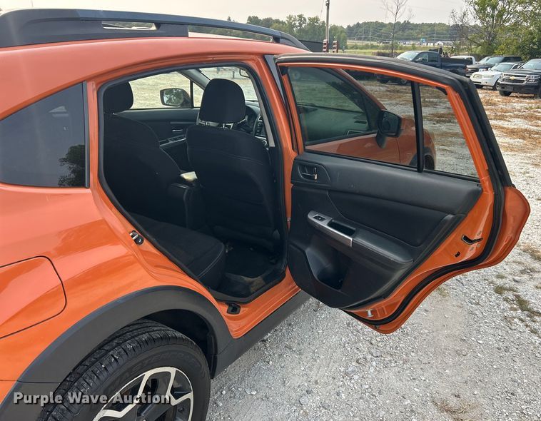 image for item ET3130 2015 Subaru XV Crosstrek SUV