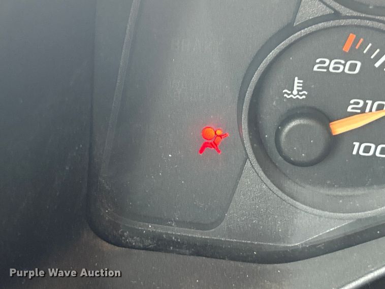 image for item ET3131 2005 Chevrolet Express 3500 refrigerated van