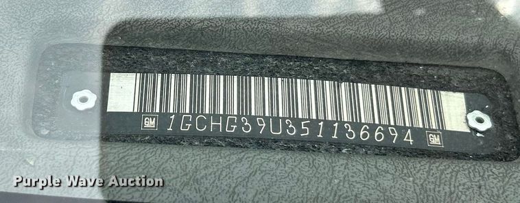 image for item ET3131 2005 Chevrolet Express 3500 refrigerated van