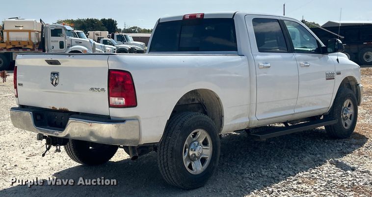image for item ET3146 2014 RAM 2500 Crew Cab pickup truck