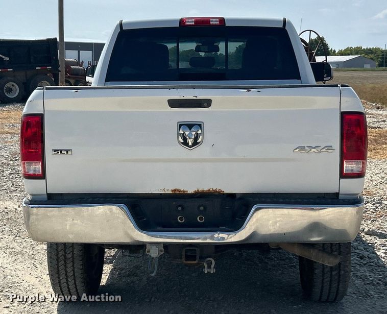 image for item ET3146 2014 RAM 2500 Crew Cab pickup truck