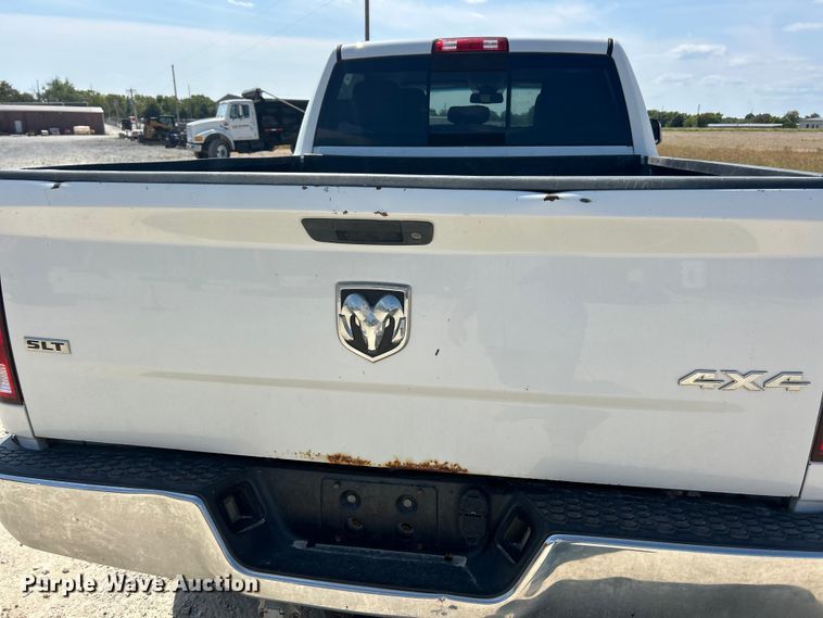 image for item ET3146 2014 RAM 2500 Crew Cab pickup truck