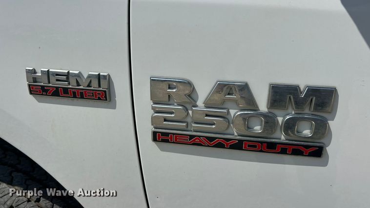 image for item ET3146 2014 RAM 2500 Crew Cab pickup truck