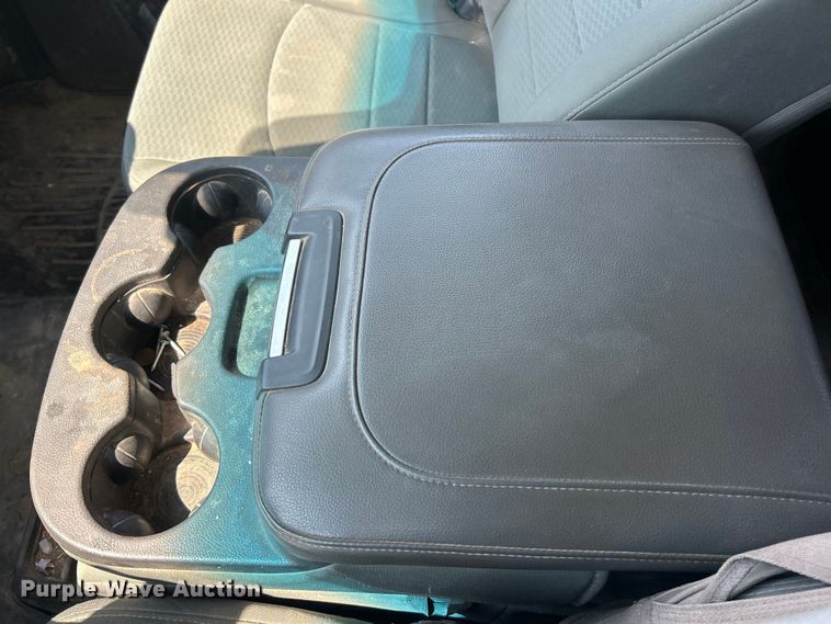 image for item ET3146 2014 RAM 2500 Crew Cab pickup truck