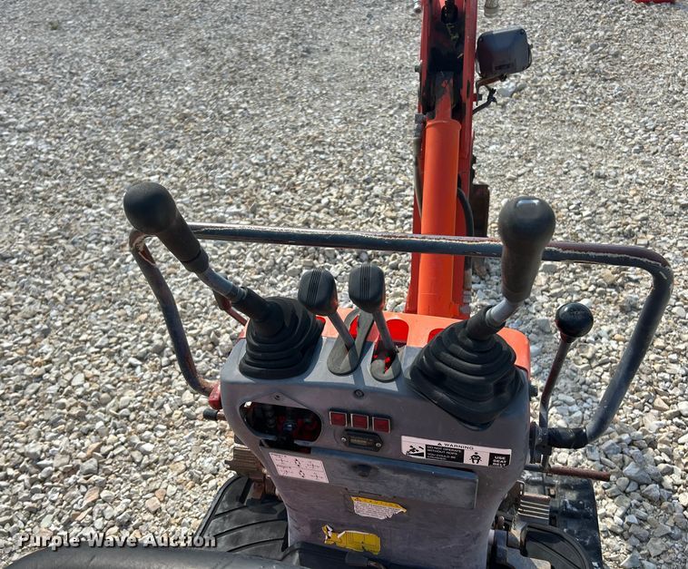 image for item ET3151 Kubota K008-3 mini excavator