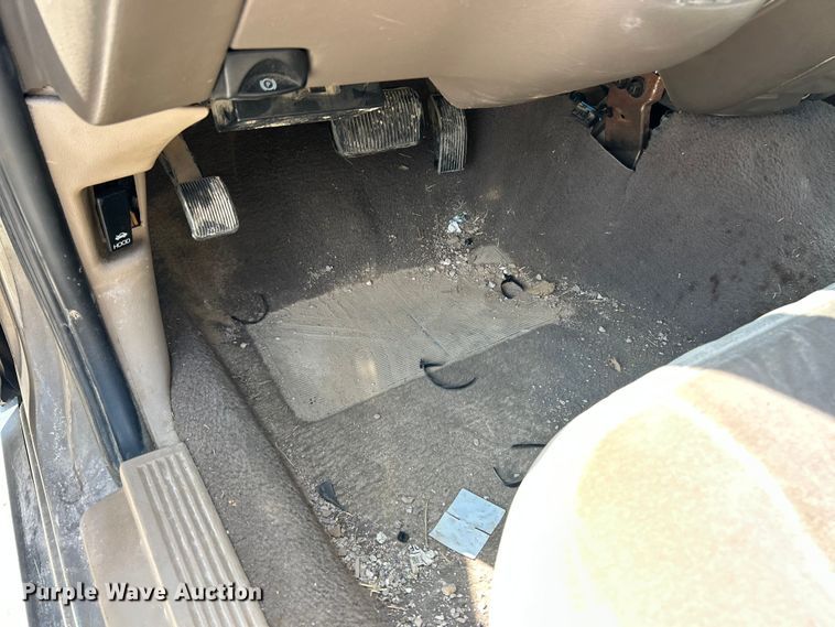 image for item ET3155 2003 Ford Crown Victoria Police Interceptor 