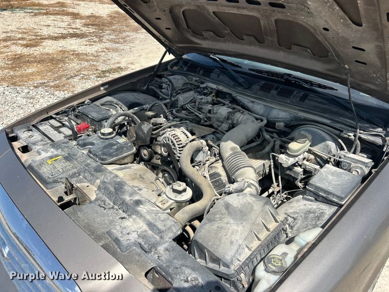 image for item ET3155 2003 Ford Crown Victoria Police Interceptor 