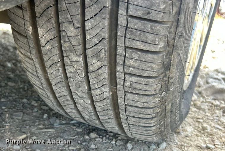 image for item ET3155 2003 Ford Crown Victoria Police Interceptor 