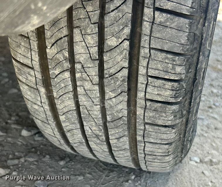 image for item ET3155 2003 Ford Crown Victoria Police Interceptor 