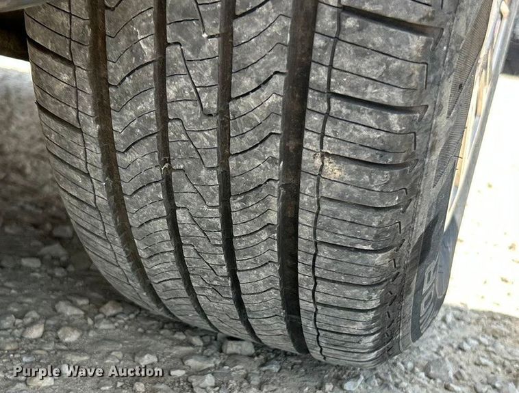 image for item ET3155 2003 Ford Crown Victoria Police Interceptor 