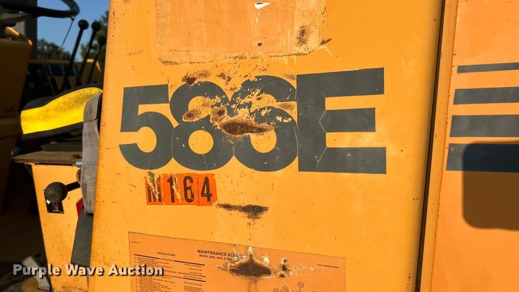 image for item ET3160 1998 Case 586E forklift