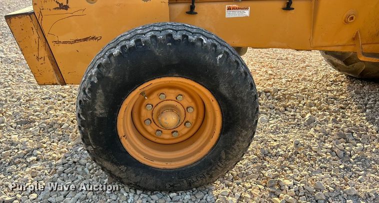 image for item ET3160 1998 Case 586E forklift