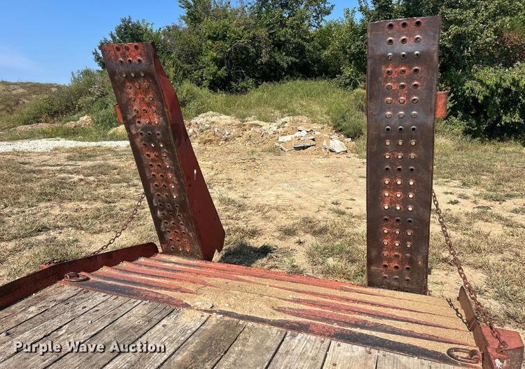 image for item ET3166 2009 Belshe WB14 equipment trailer