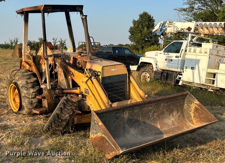 image for item ET3170 Ford 455D landscape tractor