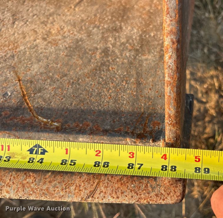 image for item ET3170 Ford 455D landscape tractor