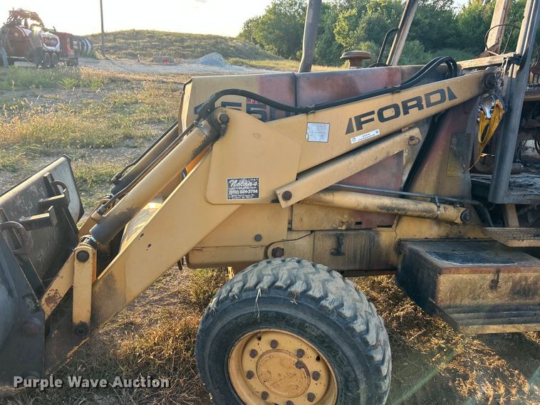 image for item ET3170 Ford 455D landscape tractor