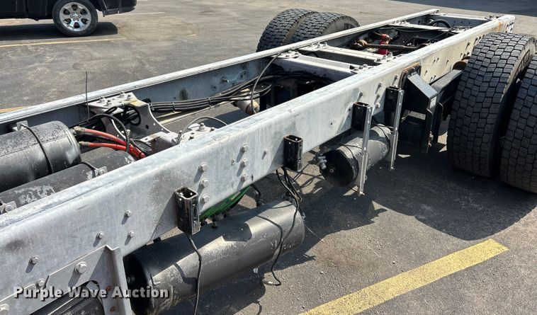 image for item ET3176 2017 Rosenbauer Motors fire truck cab and chassis