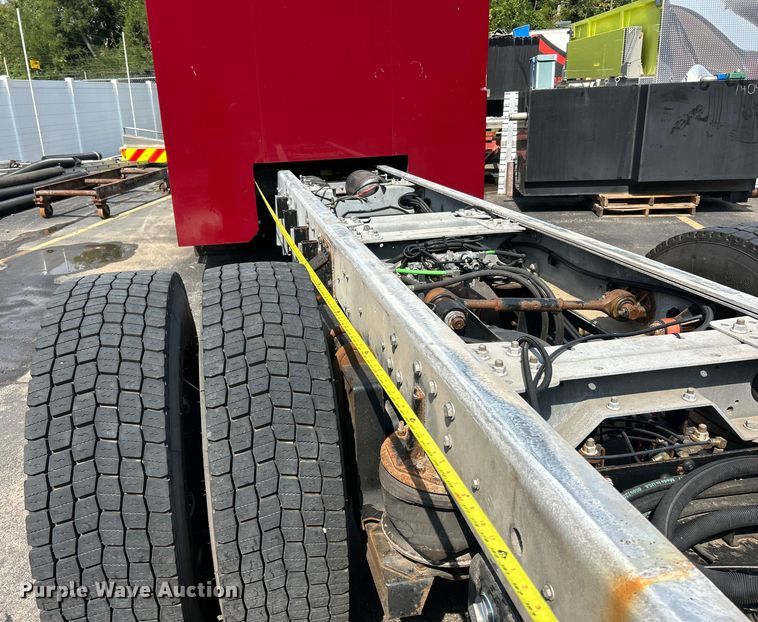 image for item ET3176 2017 Rosenbauer Motors fire truck cab and chassis