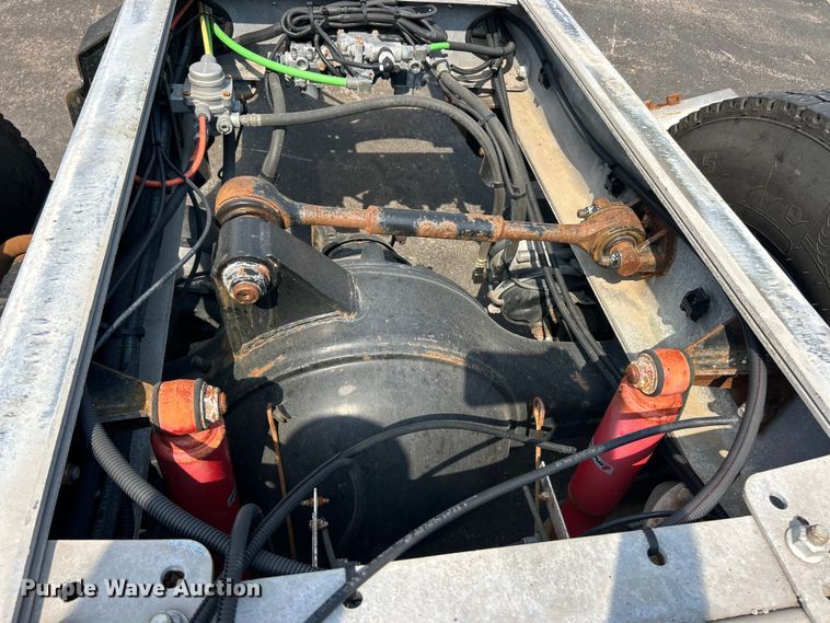 image for item ET3176 2017 Rosenbauer Motors fire truck cab and chassis