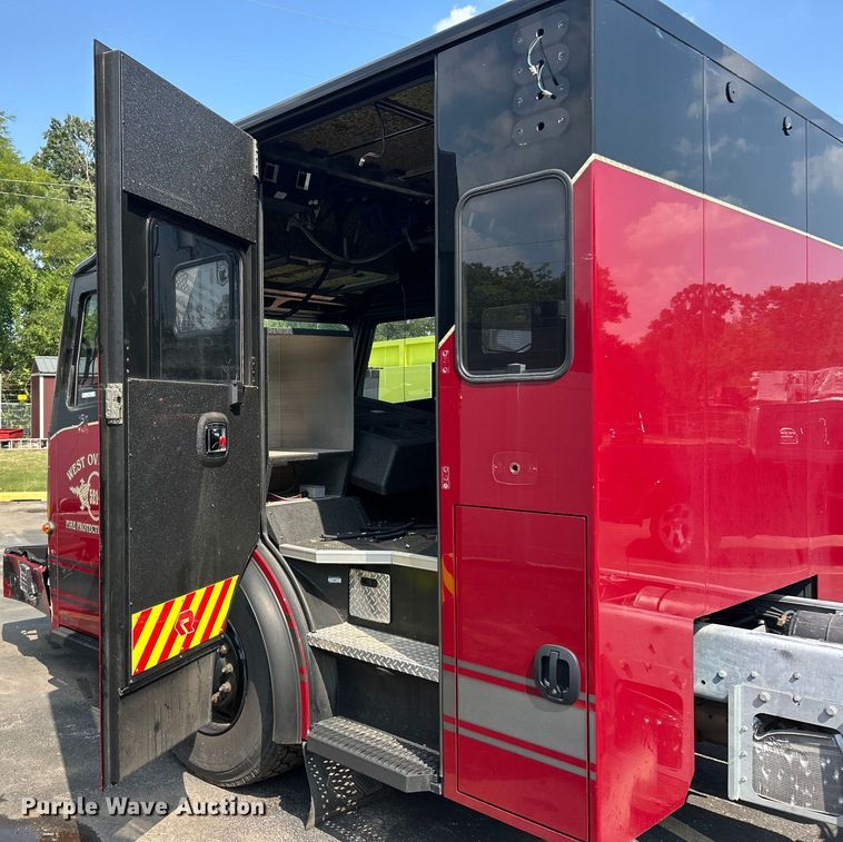 image for item ET3176 2017 Rosenbauer Motors fire truck cab and chassis