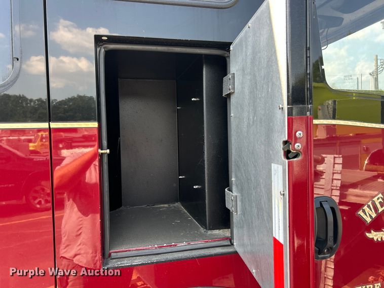 image for item ET3176 2017 Rosenbauer Motors fire truck cab and chassis