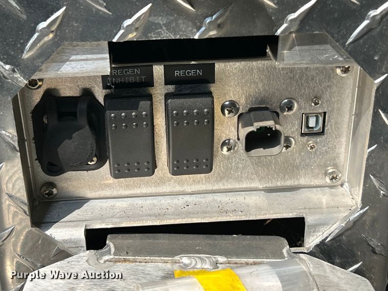 image for item ET3176 2017 Rosenbauer Motors fire truck cab and chassis