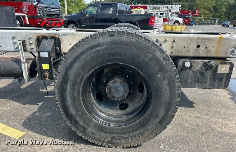 image for item ET3176 2017 Rosenbauer Motors fire truck cab and chassis