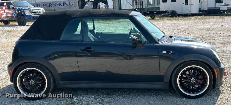 image for item ET3182 2008 Mini Cooper S convertible