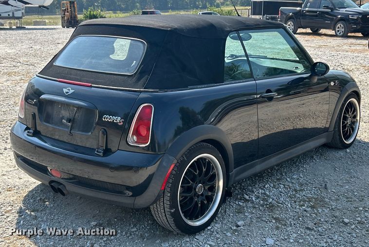 image for item ET3182 2008 Mini Cooper S convertible