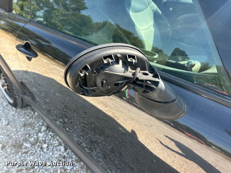 image for item ET3182 2008 Mini Cooper S convertible