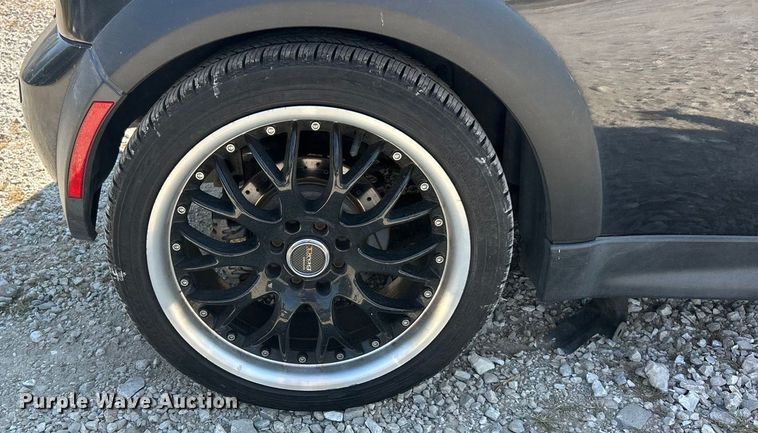 image for item ET3182 2008 Mini Cooper S convertible