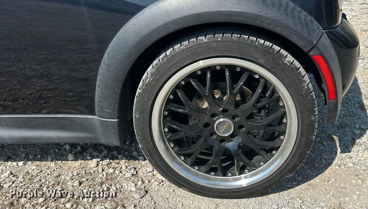 image for item ET3182 2008 Mini Cooper S convertible