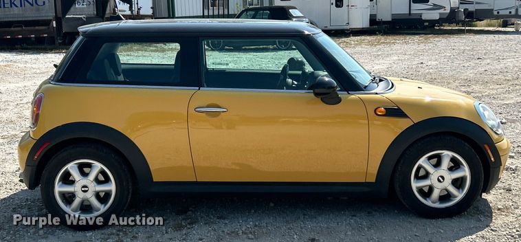 image for item ET3183 2009 Mini Cooper 