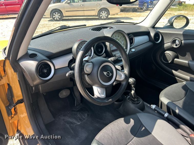 image for item ET3183 2009 Mini Cooper 