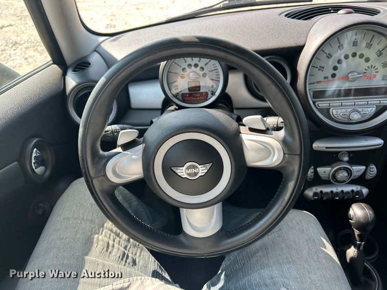 image for item ET3183 2009 Mini Cooper 