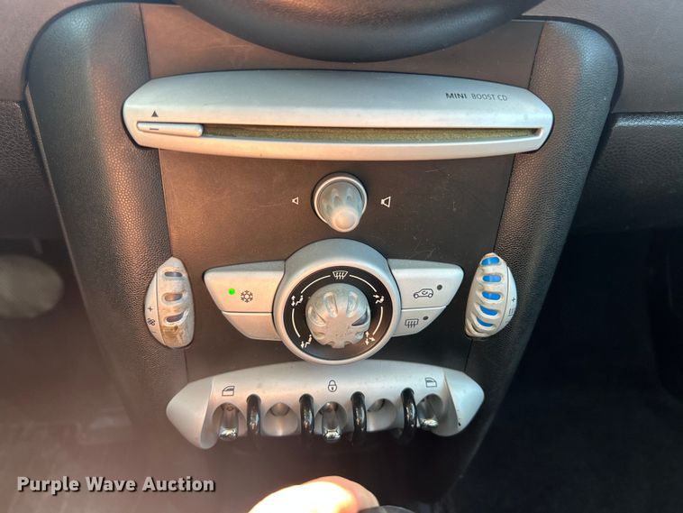 image for item ET3183 2009 Mini Cooper 