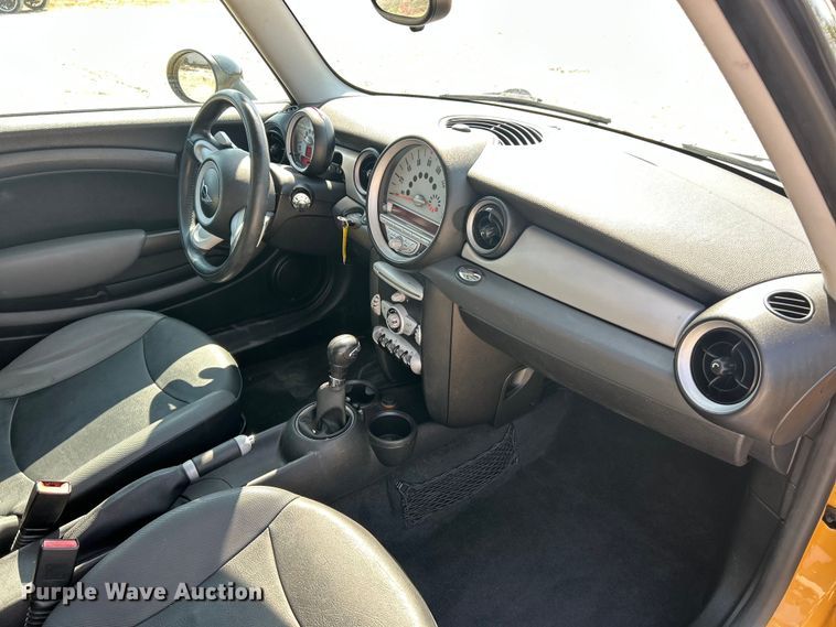 image for item ET3183 2009 Mini Cooper 