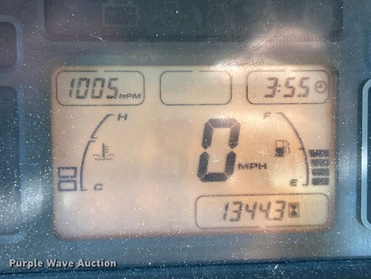 image for item ET3185 2016 John Deere 825iS4 utility vehicle